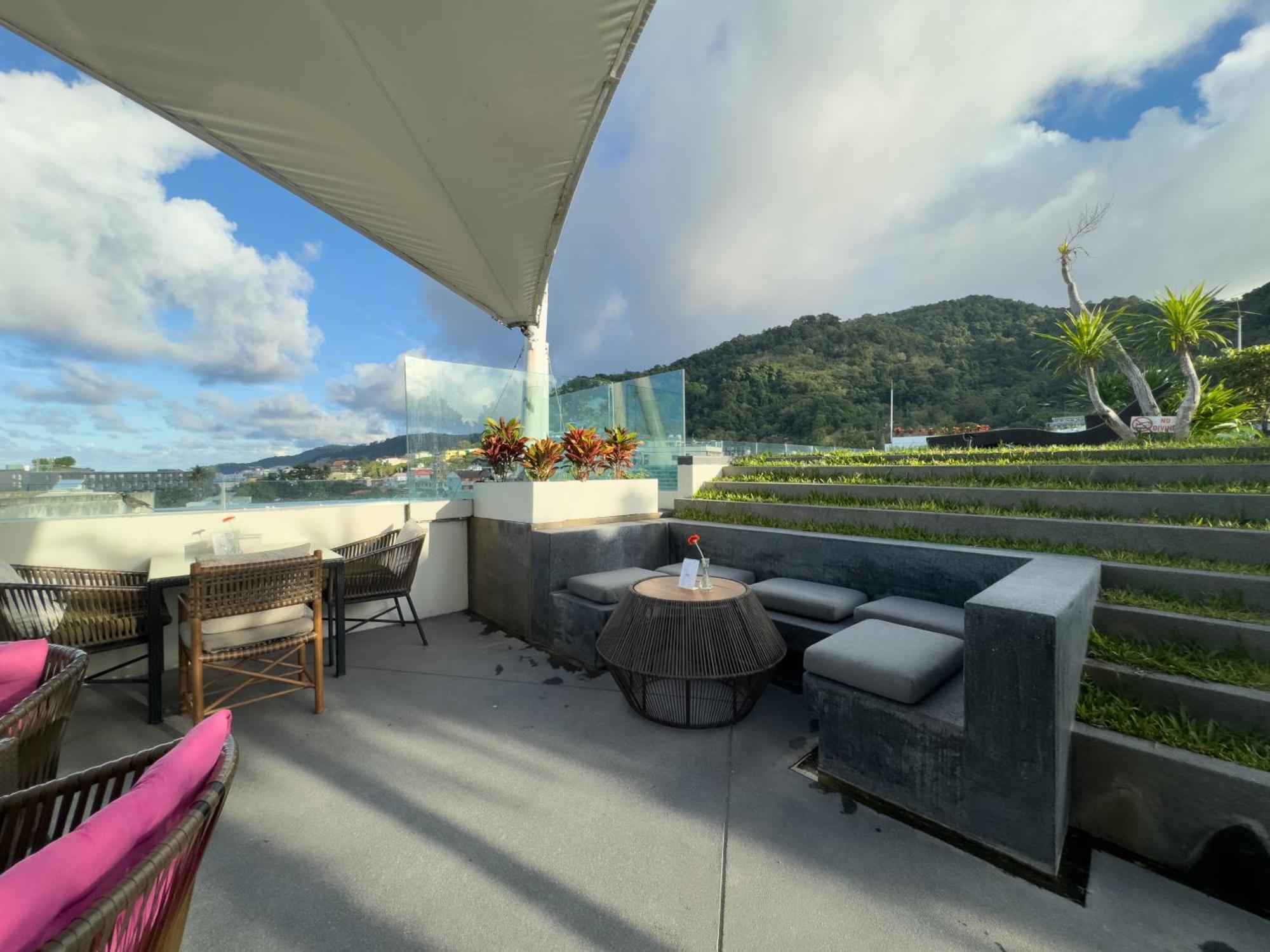 Journeyhub Phuket Patong Ξενοδοχείο Εξωτερικό φωτογραφία