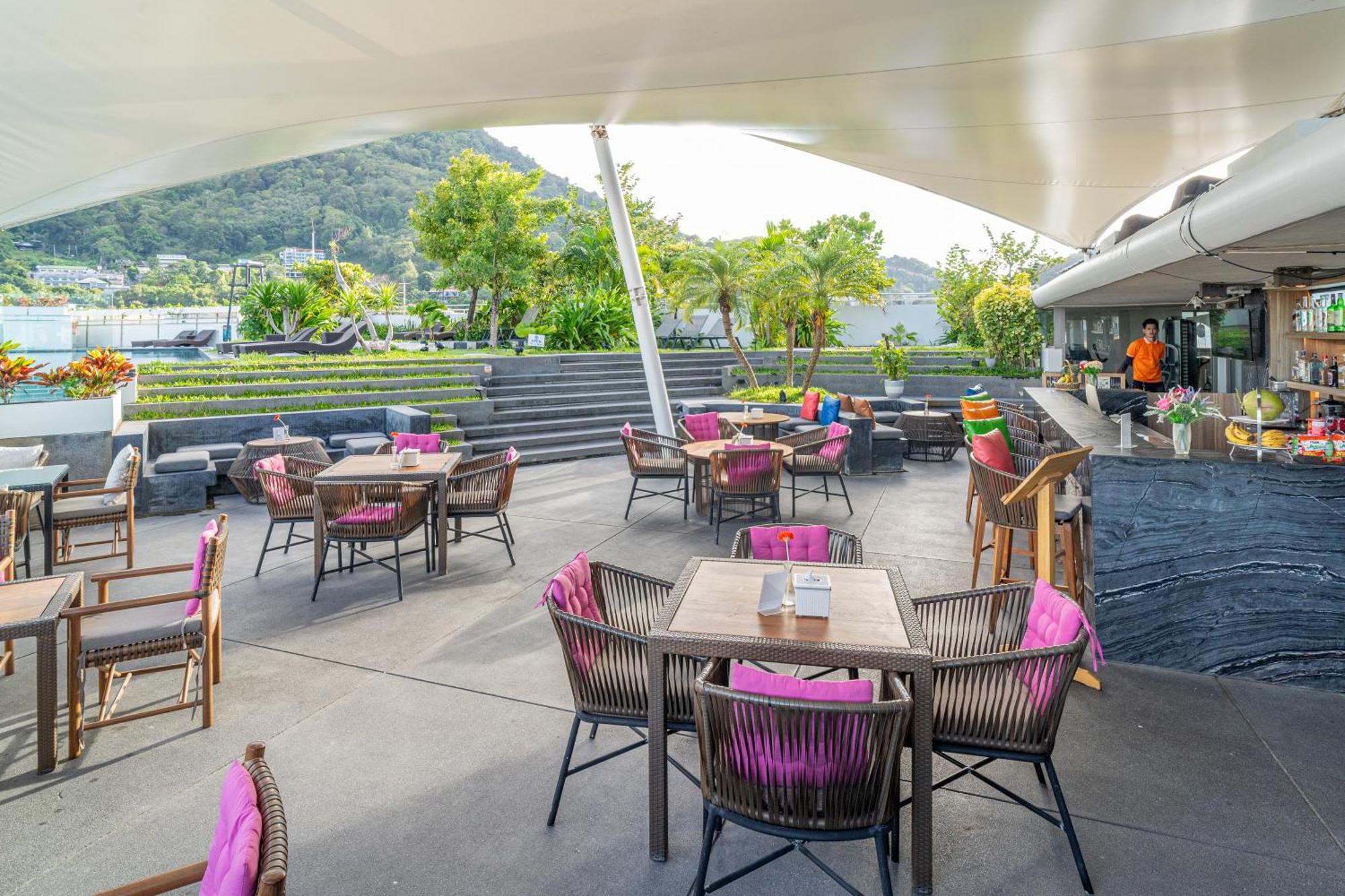 Journeyhub Phuket Patong Ξενοδοχείο Εξωτερικό φωτογραφία
